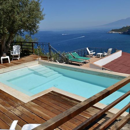 La Fenice -White House- Homeinsorrento- Massa Lubrense Luaran gambar